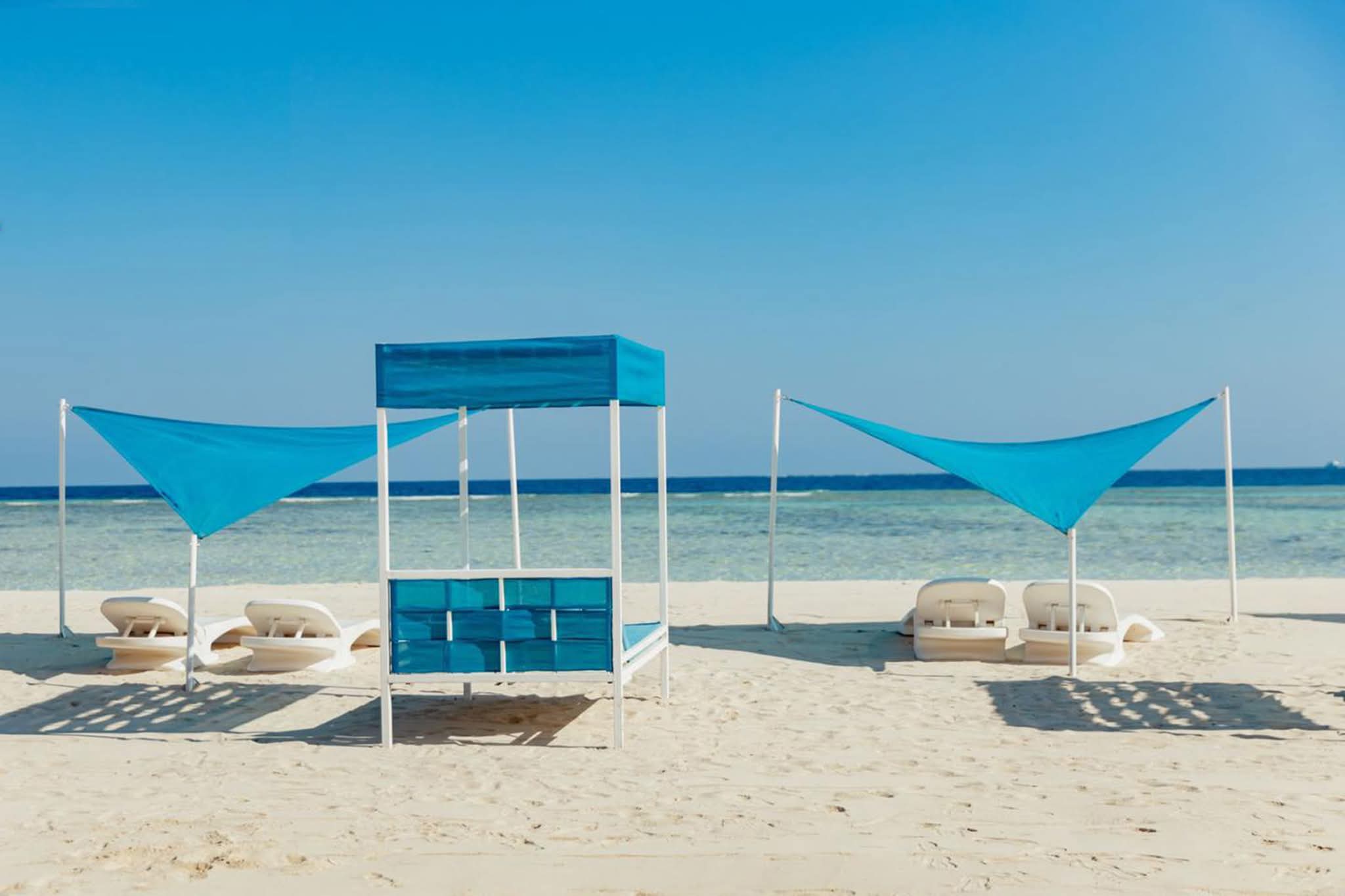 Hurghada: Excursie cu barca pe insula Bianca cu snorkeling și bufet suedez