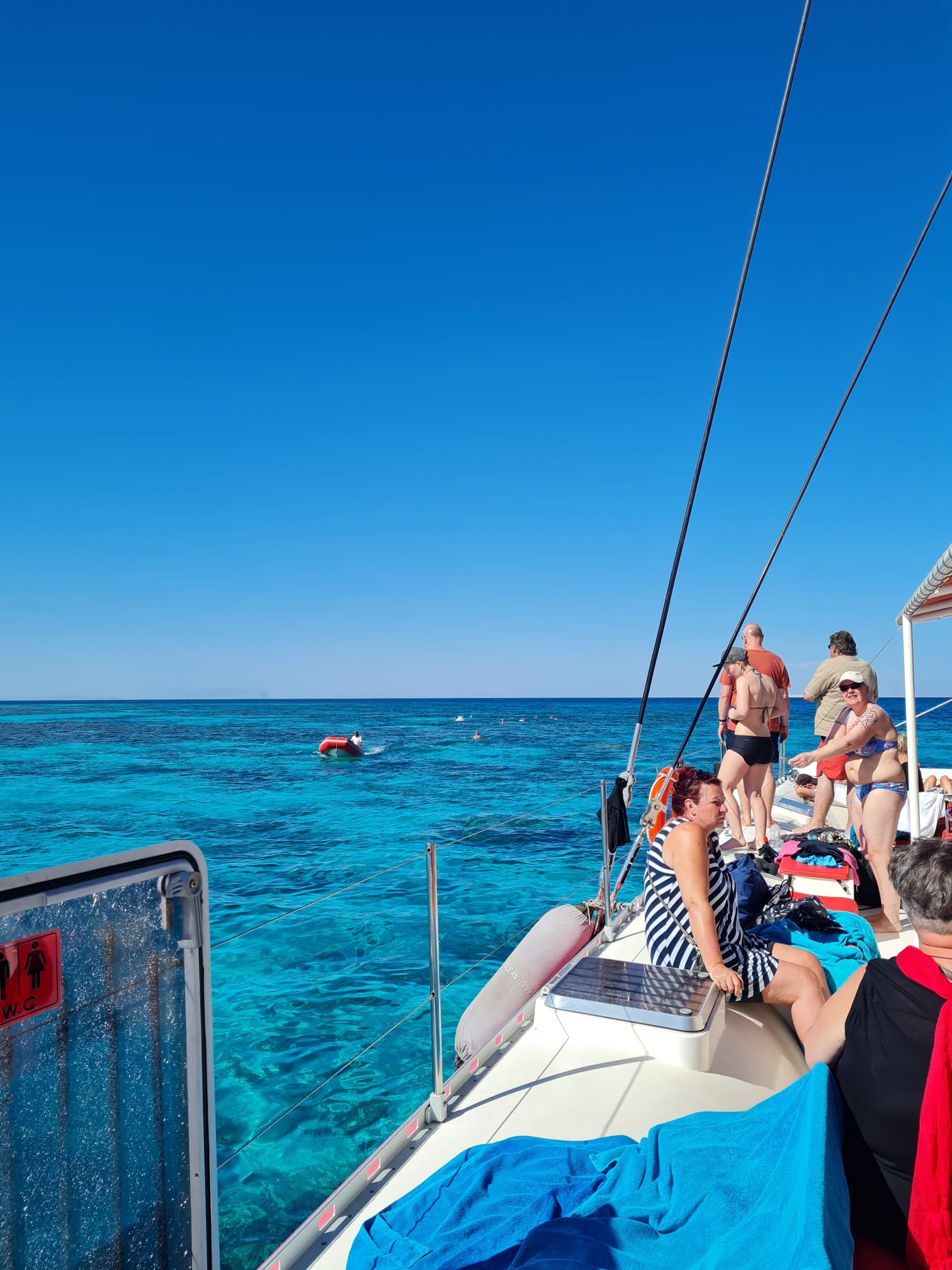 El Gouna: Excursie cu un catamaran de lux cu snorkeling și gustări/băuturi