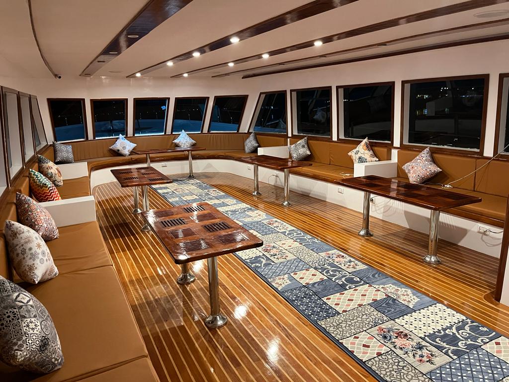 Hurghada: Excursie cu barca pe insula Hula Hula cu snorkeling și prânz